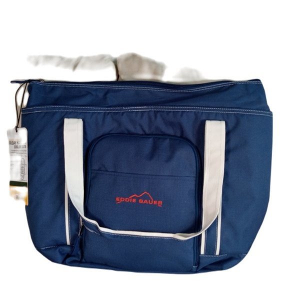 Eddie Bauer Friday Tote Insulated Picnic Bag with Plates & utensils NEW - Picture 1 of 5